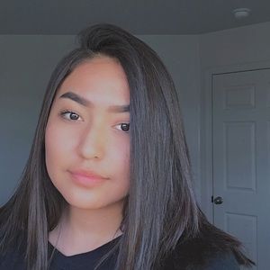 Meet your Posher, Ariana